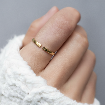 Bague initiale personnalisée